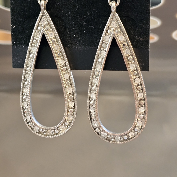 Vintage Teardrop Silvertone Rhinestone Fishhook Earrings - Picture 2 of 4